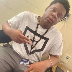 Meet your Posher, Sincere larry